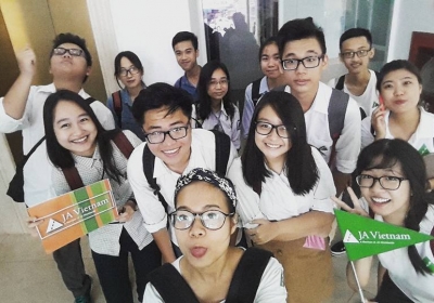 Đội thi “P*WRECKER” - Trường Tạ Quang Bửu lọt vào Top 2 cuộc thi "Thách thức thương mại Quốc tế - ITC 2016”