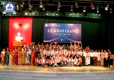 Rộn ràng ngày Khai trường năm học 2014-2015