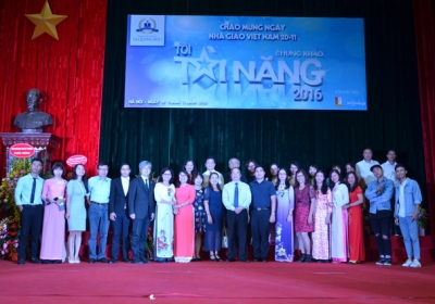 Lễ mít tinh kỷ niệm ngày 20/11 và vòng chung khảo "Tôi tài năng 2016" năm học 2016-2017
