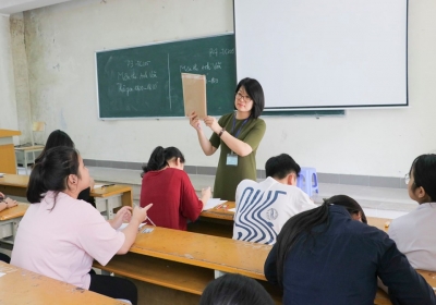 Kế hoạch kiểm tra trình độ lớp Tiếng Anh nâng cao khối 10 năm học 2019 -2020
