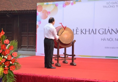 Khai giảng năm học 2016 - 2017 "Thành công ngày mai sẽ bắt đầu từ ngày hôm nay"