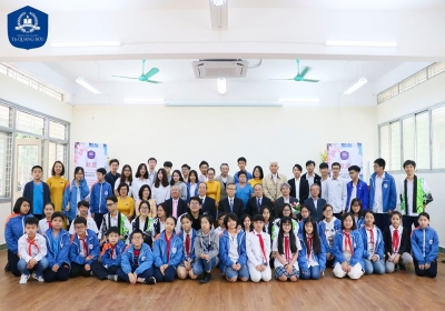Chào mừng Tập đoàn Giáo dục Tatsuzawa, Hội hữu nghị Việt Nam tại tỉnh Iwate đến thăm trường Tạ Quang Bửu
