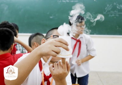 Khóa học Khám Phá Khoa Học-Science Explorer