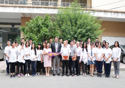 Đại học Western Illinois University tới thăm và làm việc tại trường THCS và THPT Tạ Quang Bửu