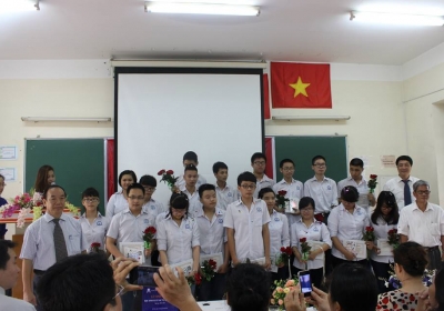Lễ vinh danh học sinh xuất sắc Tạ Quang Bửu