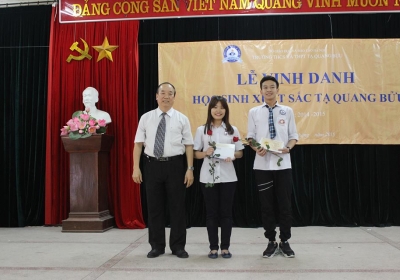 Lễ vinh danh học sinh xuất sắc Tạ Quang Bửu năm học 2014 - 2015