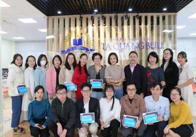 UNICEF công bố và trao tài trợ Dự án “Ứng dụng công nghệ thực tế ảo, thực tế tăng cường (AVR) trong giáo dục”