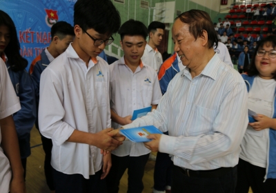Lễ kết nạp Đoàn viên mới