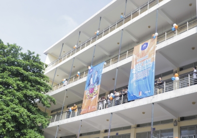 Không khí rộn ràng ngày tựu trường năm học 2019-2020