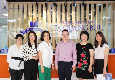 Gặp gỡ với Giám đốc CAIE Việt Nam tại trường THCS & THPT Tạ Quang Bửu