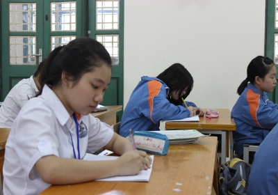 Thông báo Lịch thi khảo sát chất lượng cụm trường THPT Hoàn Kiếm - Hai Bà Trưng