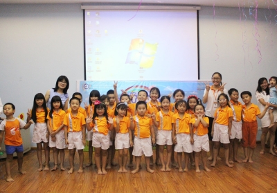 Trại hè Biết Tuốt 2017 – Khoa học và Sáng tạo