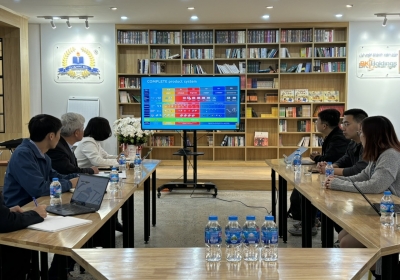 Tiếp đón công ty WhalesBot tới tham quan FabLab Bách Khoa - Tạ Quang Bửu