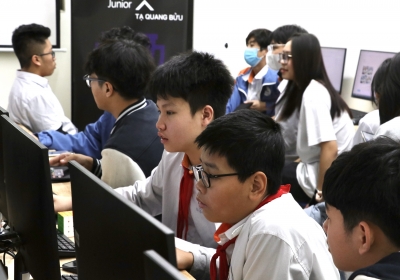 Tạ Quang Bửu khởi động cùng Imagine Cup Junior 2024