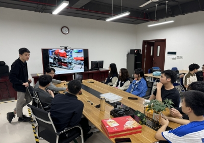 Hệ Toán - Tin tham gia seminar tại C-Tech Lab, Đại học Bách khoa Hà Nội